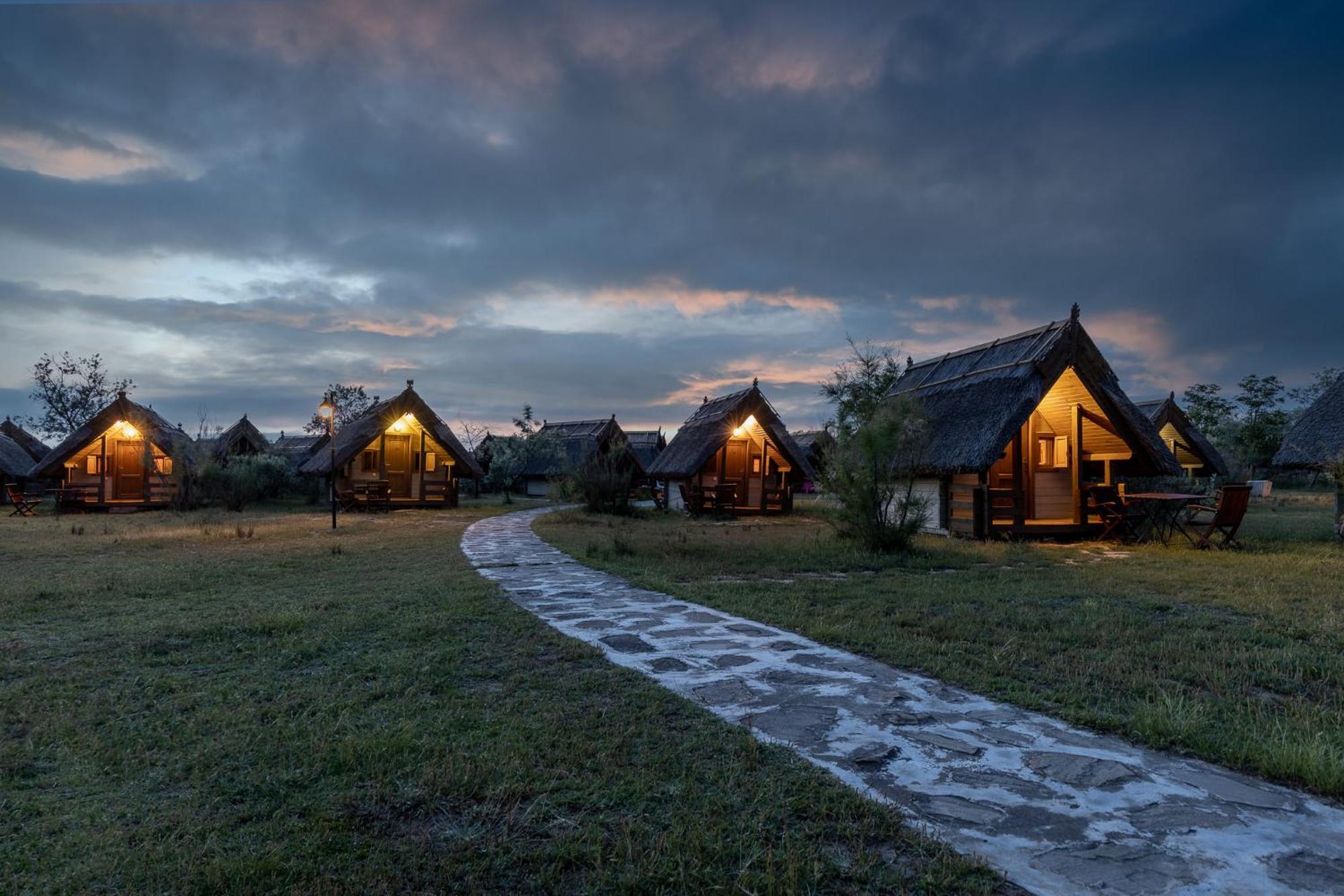 Dolphin Camping Sfântu Gheorghe Exterior foto
